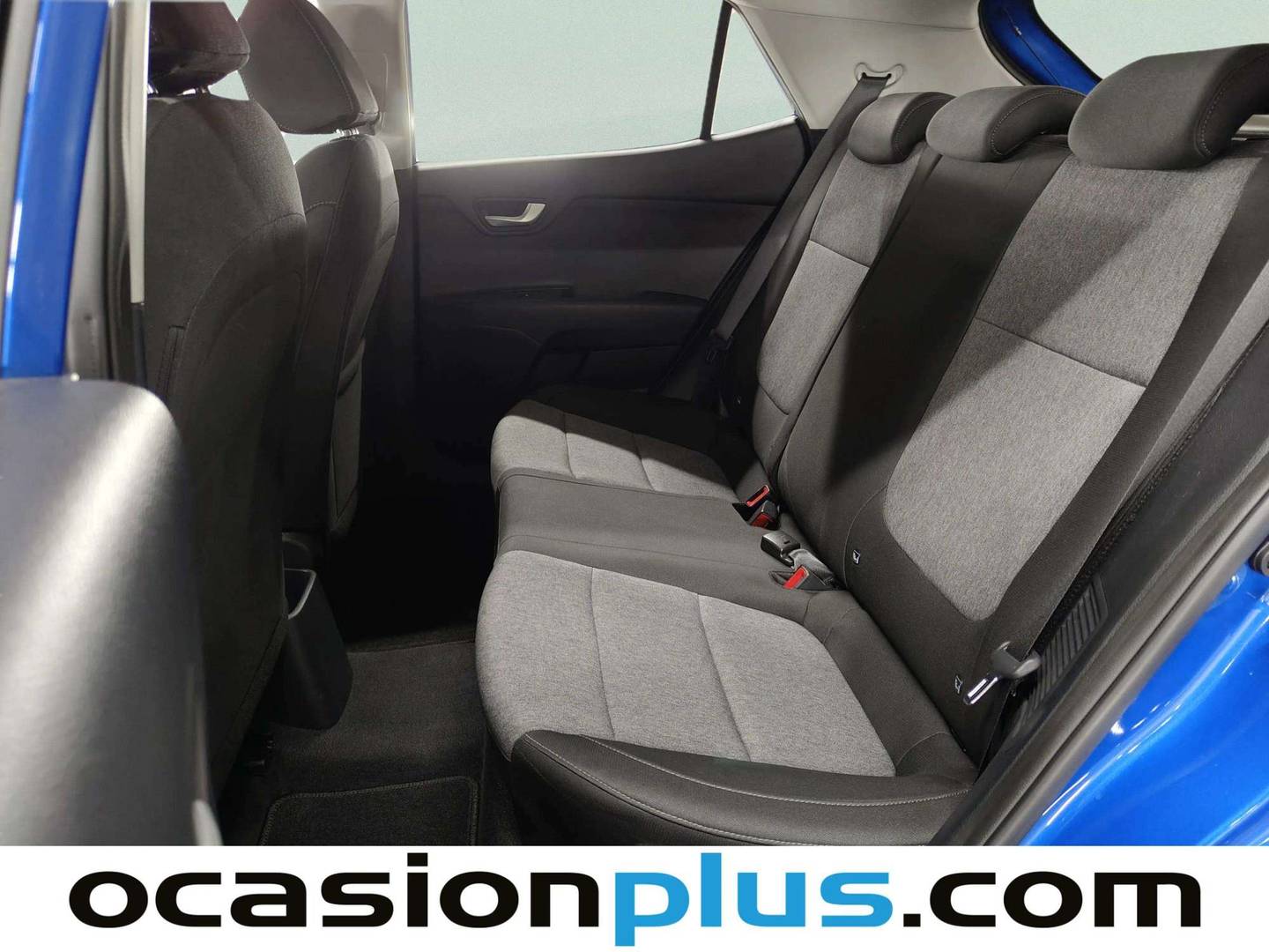 Foto asientos traseros KIA Stonic KIA Stonic 1.0 T-GDi MHEV MT Concept (100 CV)