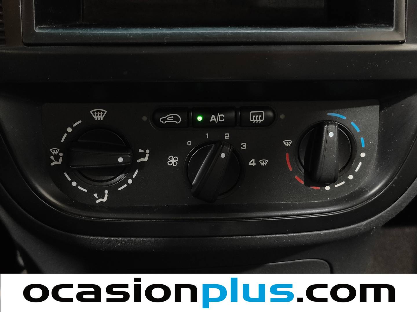 Extras y acabados del Citroën C3 Citroën C3 1.4 HDI Furio (70 CV)