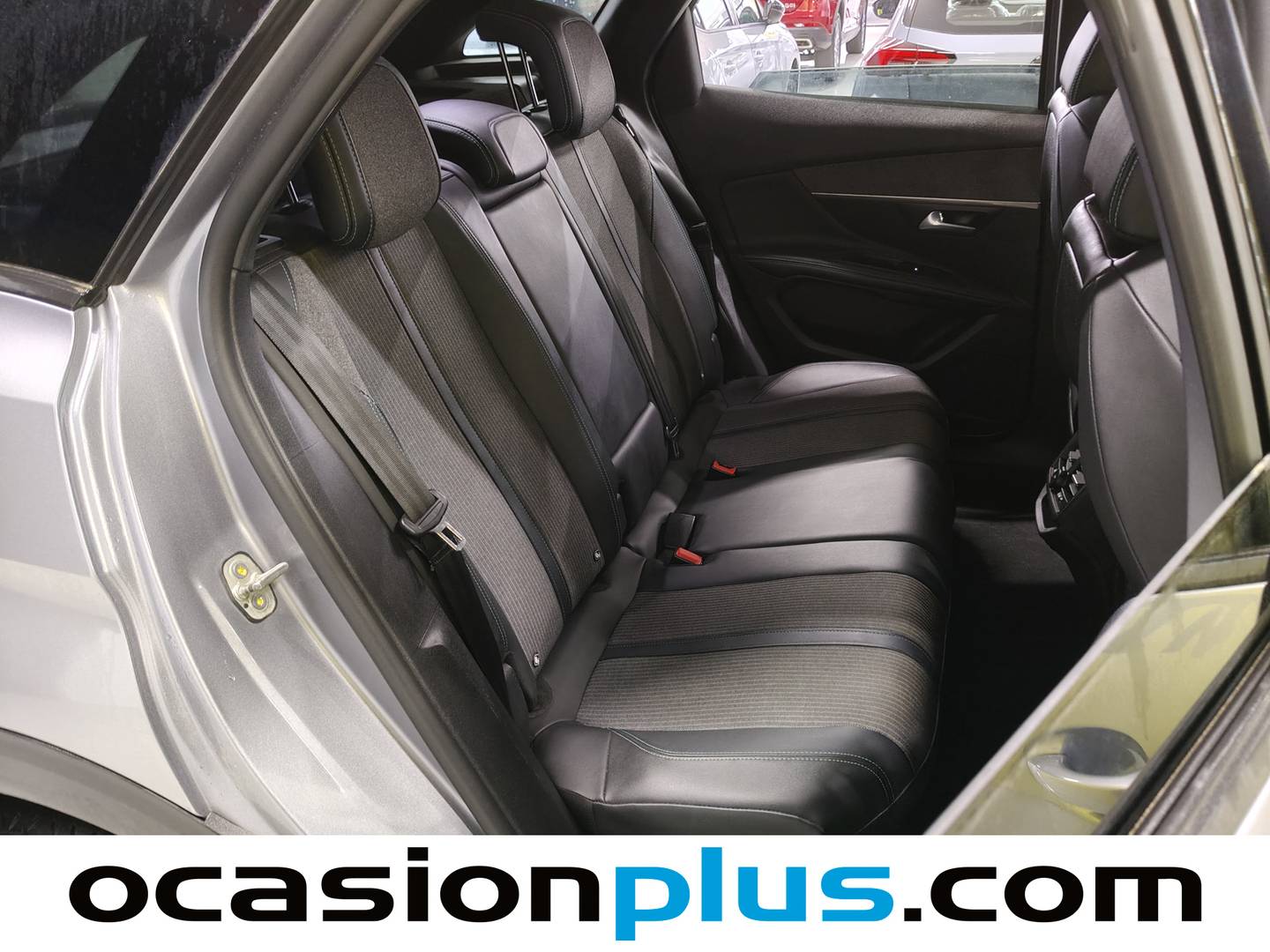 Foto asientos traseros Peugeot 3008 Peugeot 3008 PureTech 130 S&S Allure Pack (130 CV)