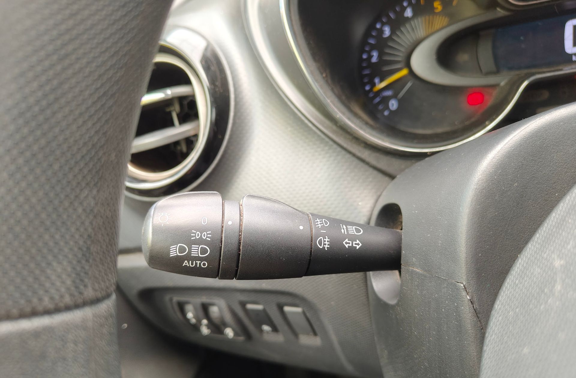 Renault Captur Intens Energy eco2 TCe - foto 20