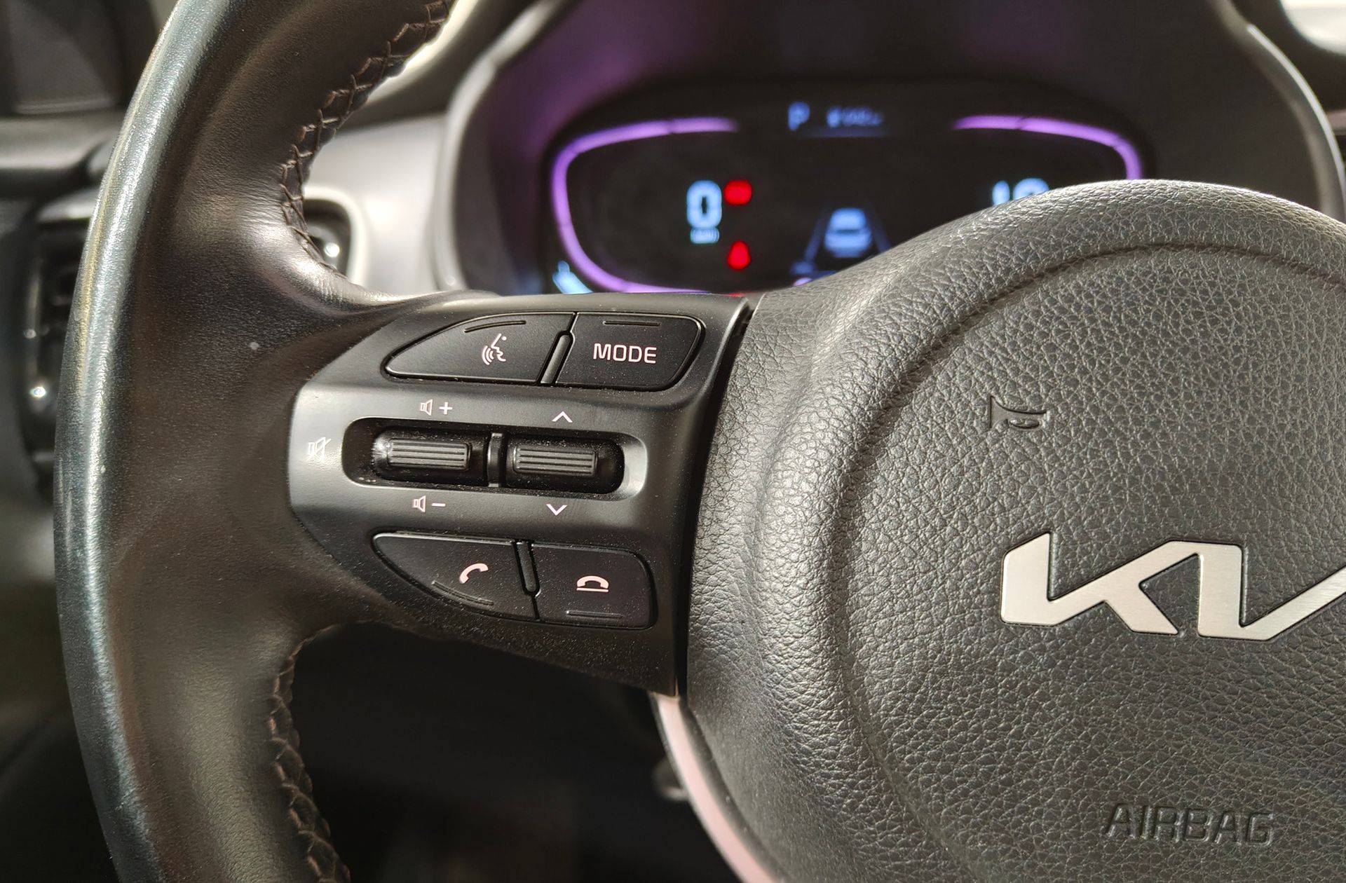 Kia Stonic 1.0 T-GDi Drive - foto 23