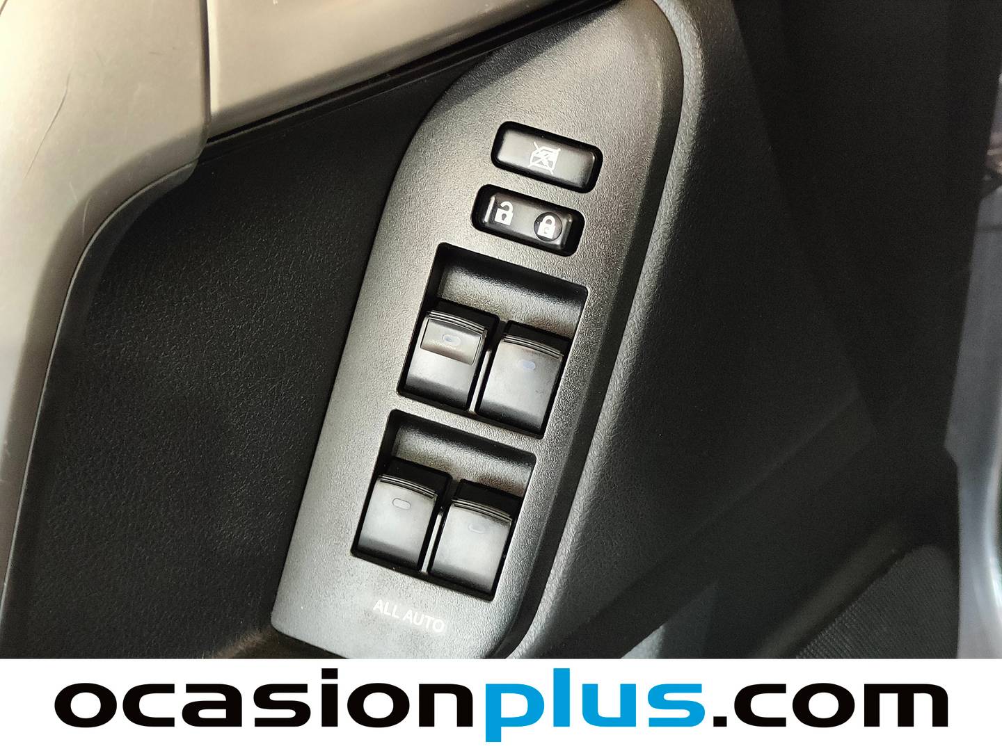 Toyota Land Cruiser Toyota Land Cruiser 2.8 D-4D VXL Aut. (177 CV) 7 Plazas de ocasión