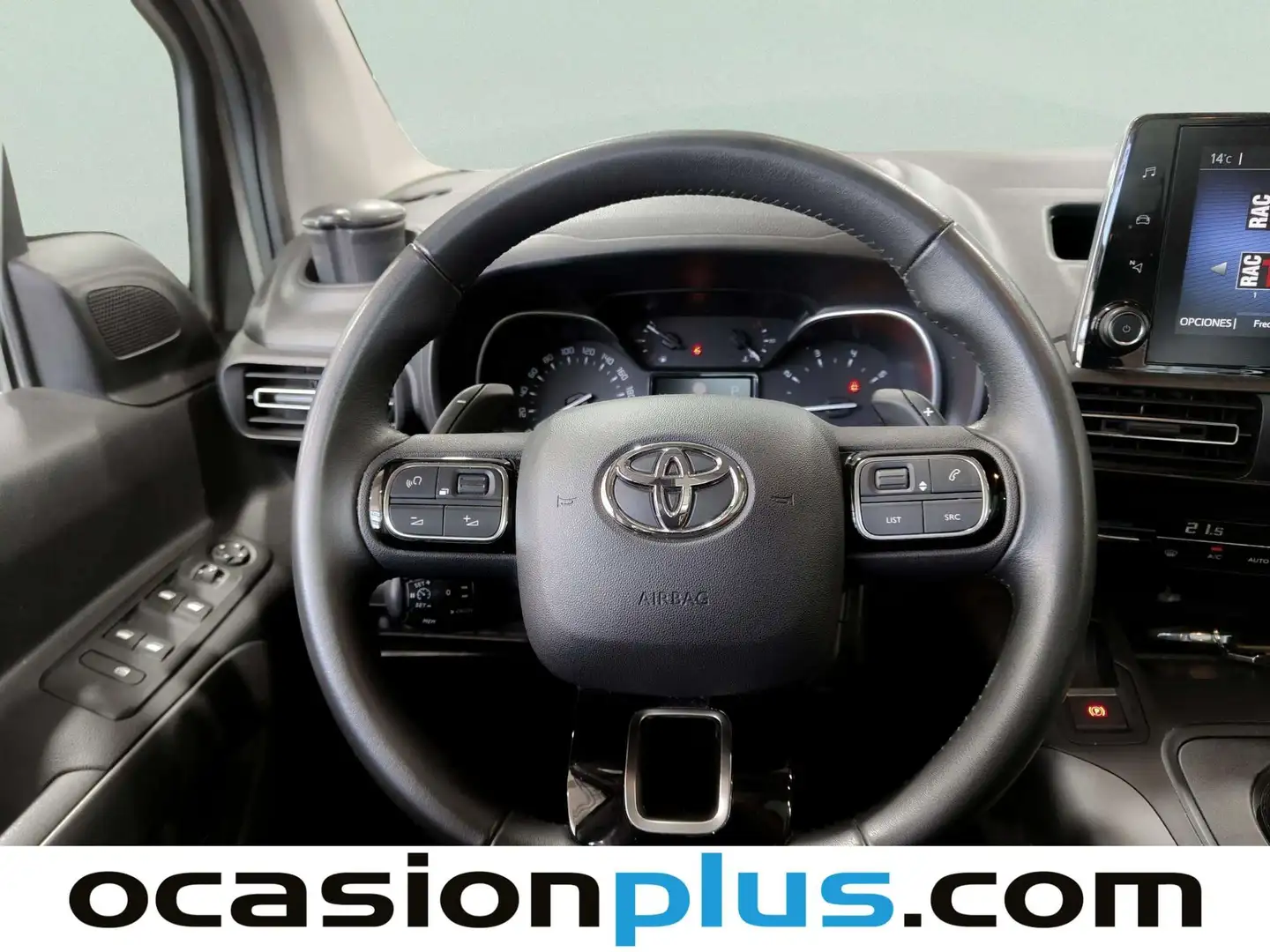 Foto Toyota Proace City Verso Toyota Proace City Verso 1.5D Family Advance L1 Auto (131 CV)