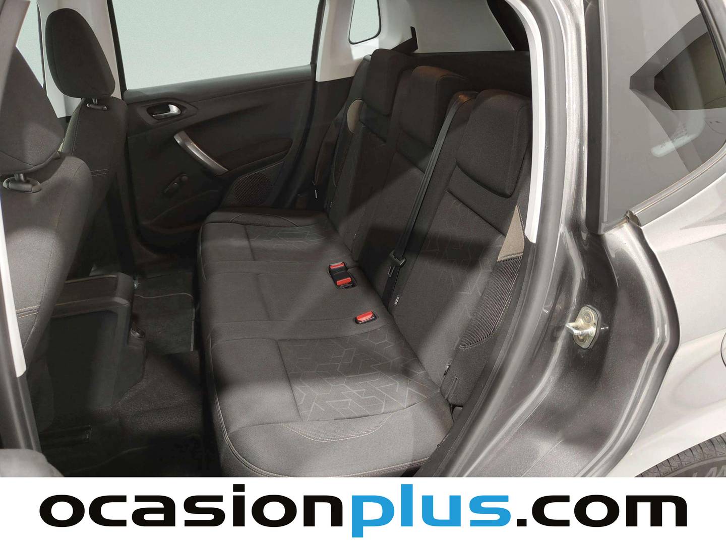 Foto asientos traseros Peugeot 2008 Peugeot 2008 BlueHDi 100 Style (100 CV)