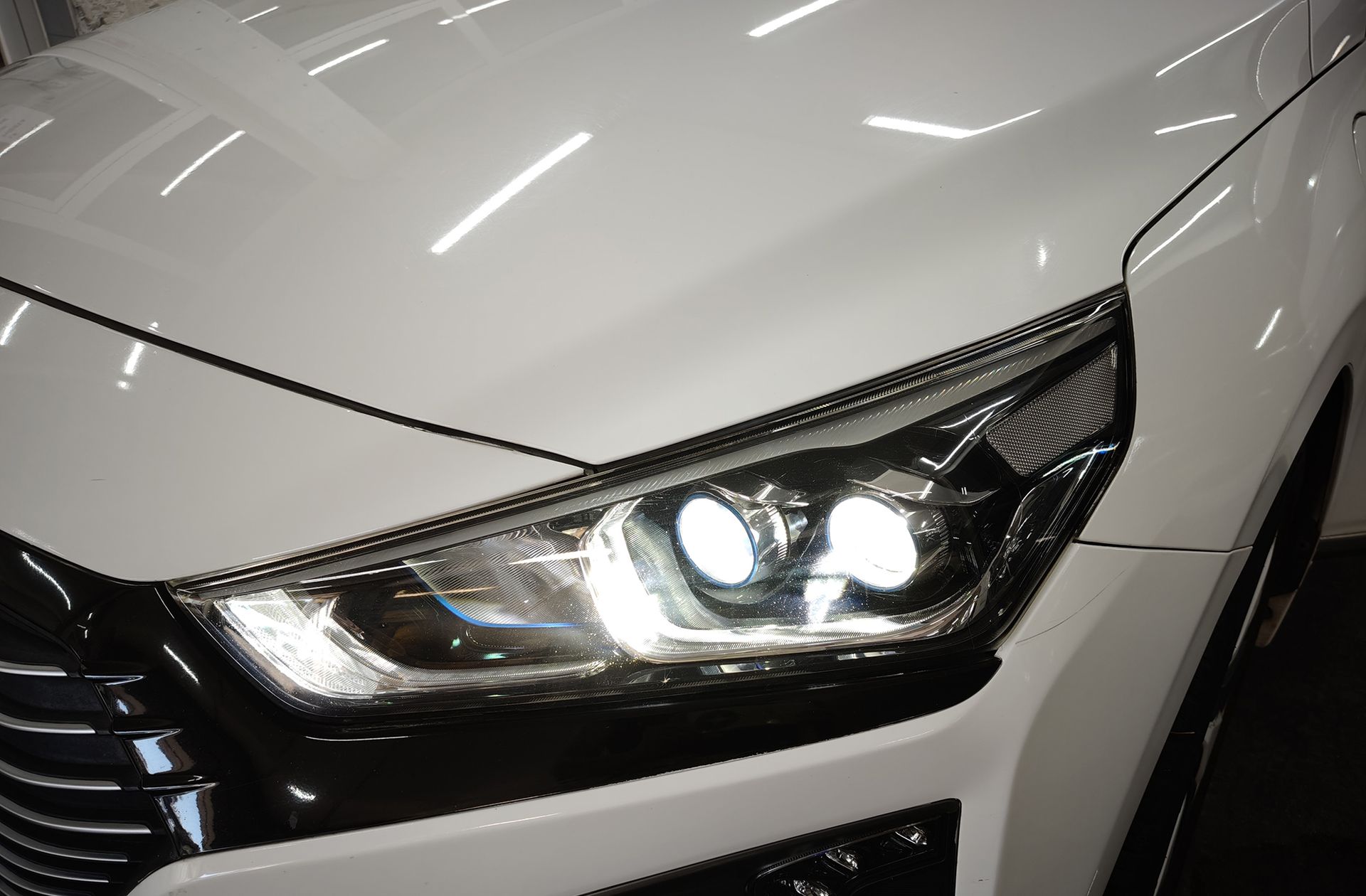 Hyundai Ioniq 1.6 GDI PHEV Tecno DCT - foto 16