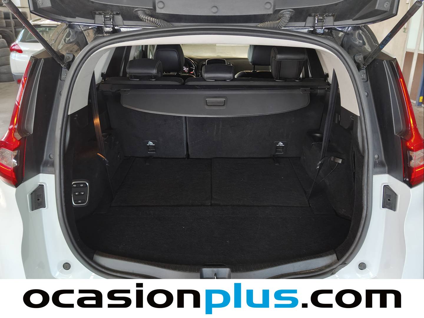 Foto Renault Grand Scénic Renault Grand Scenic Zen TCe (130 CV) 7 Plazas