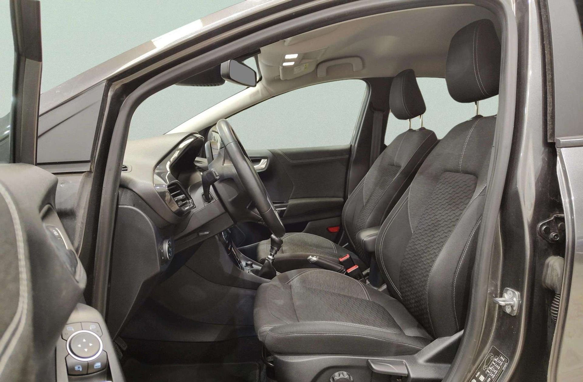Ford Puma 1.0 EcoBoost MHEV Titanium - foto 12