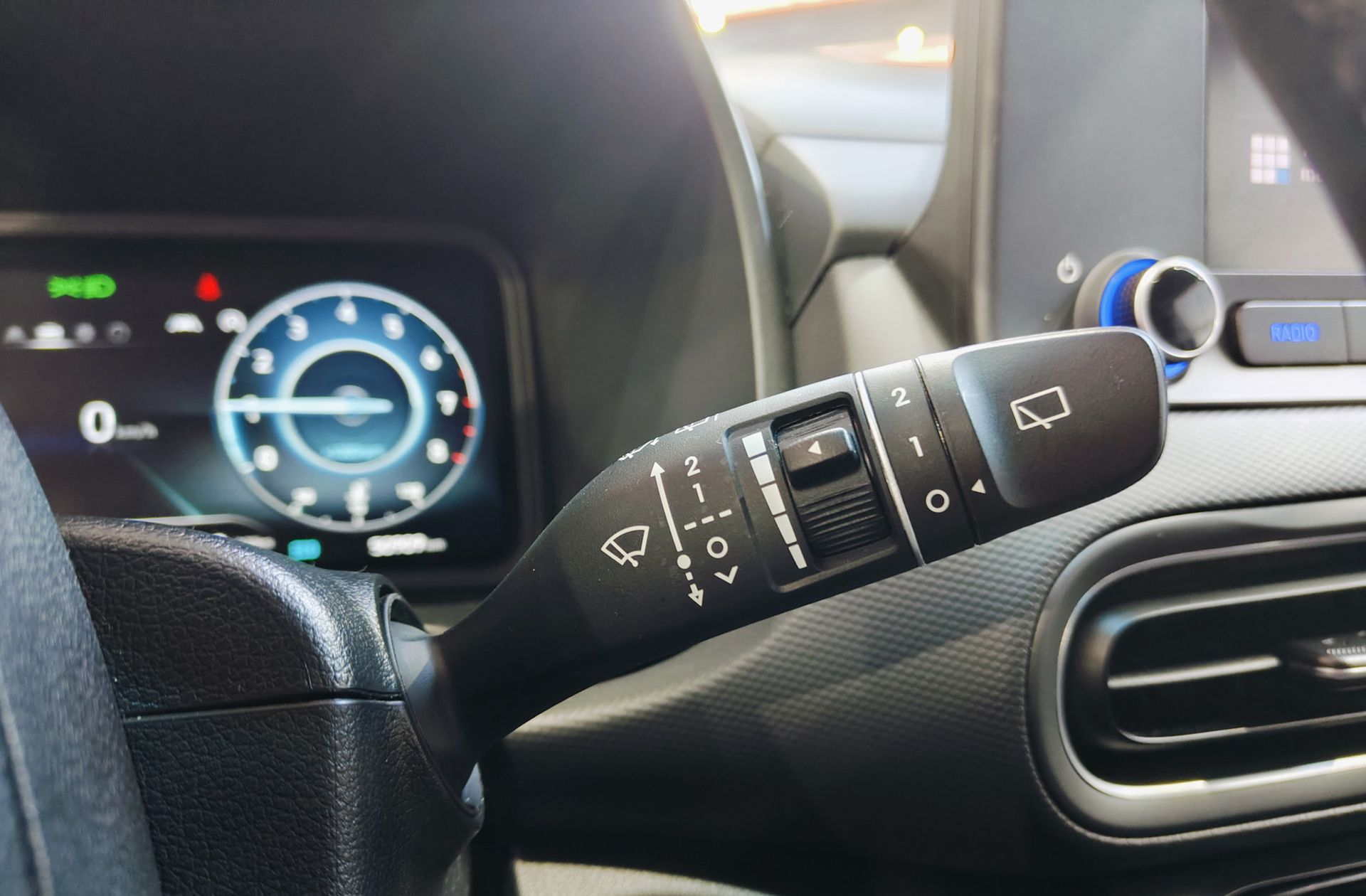 Hyundai Kona 1.0 T-GDi 48V Maxx 4x2 - foto 27