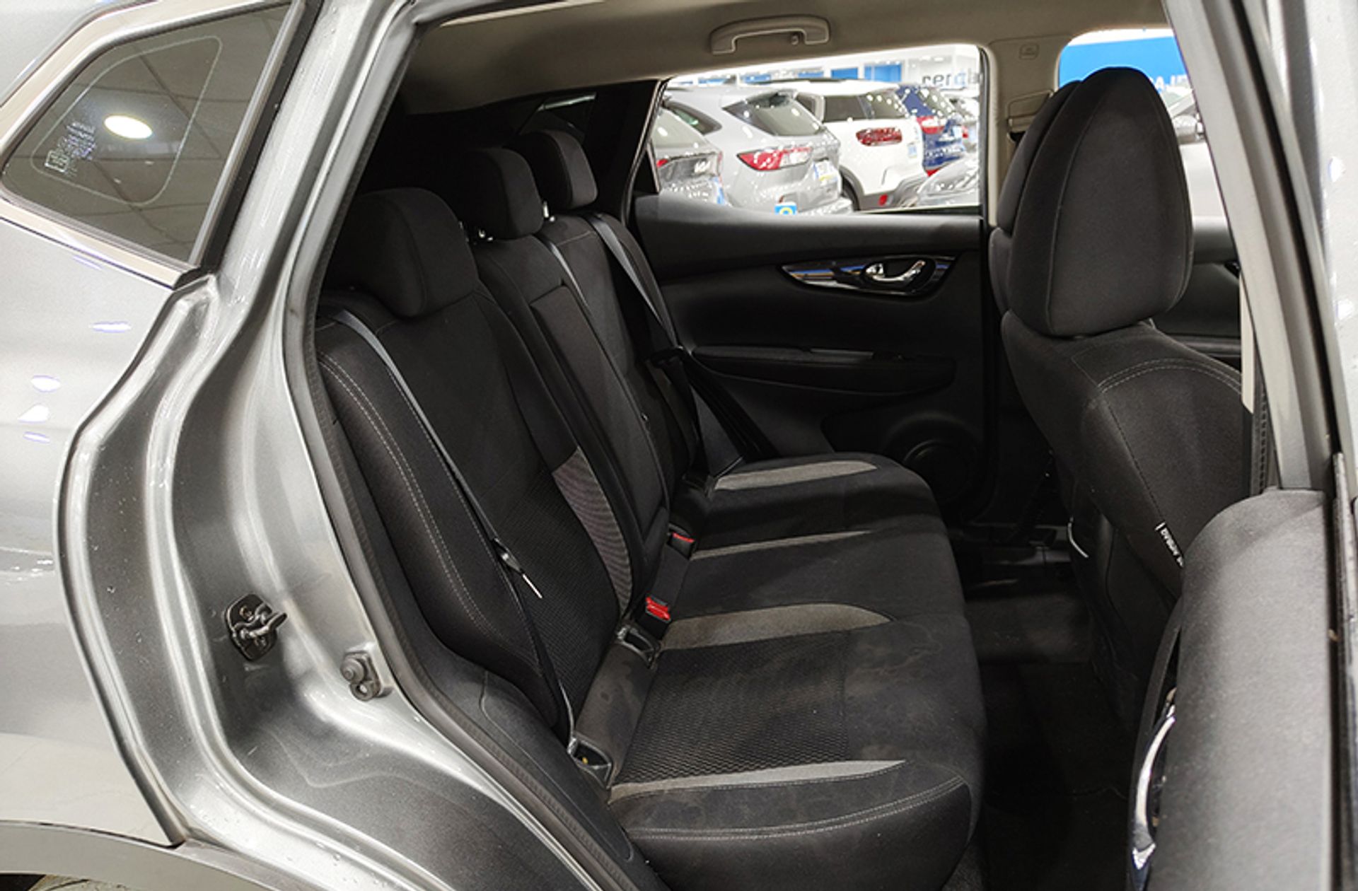 Nissan Qashqai DIG-T 115 Acenta 4x2 XTronic - foto 15