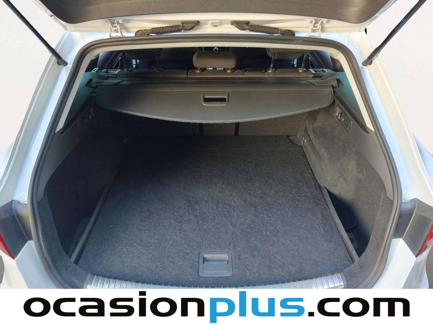 Fotos maletero Seat León Seat León ST 1.5 EcoTSI S&S FR Edition (150 CV)