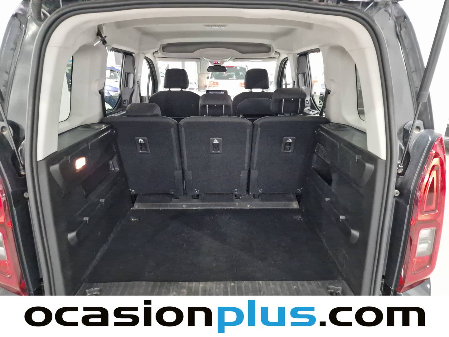 Fotos maletero Toyota Proace City Verso Toyota Proace City Verso 1.5D Family Active L1 (131 CV)