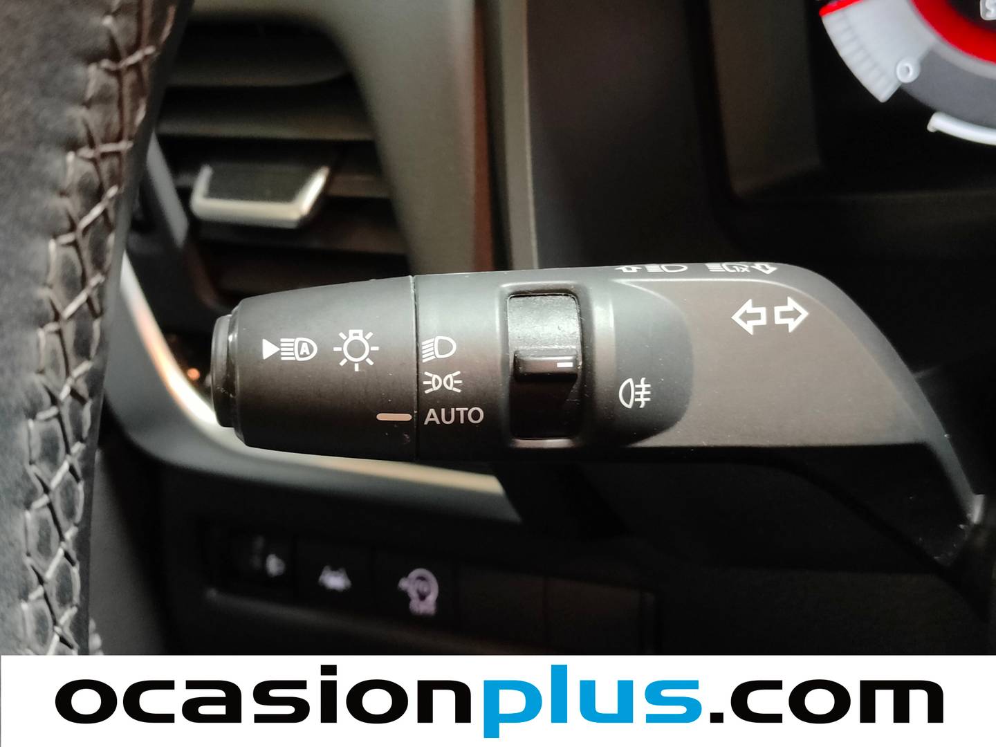 Foto Nissan QASHQAI Nissan Qashqai DIG-T 140 mHEV N-Connecta 4x2 (140 CV)