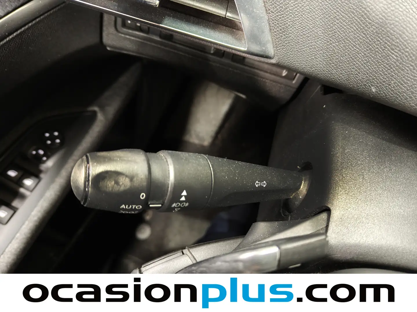 Foto Peugeot 5008 Peugeot 5008 1.6 BlueHDi Active EAT6 S&S (120 CV)  7 PLAZAS