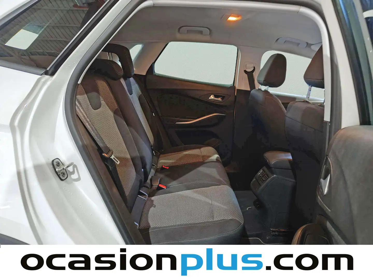 Foto Opel Grandland X Opel Grandland X 1.2 Turbo Selective (130 CV)