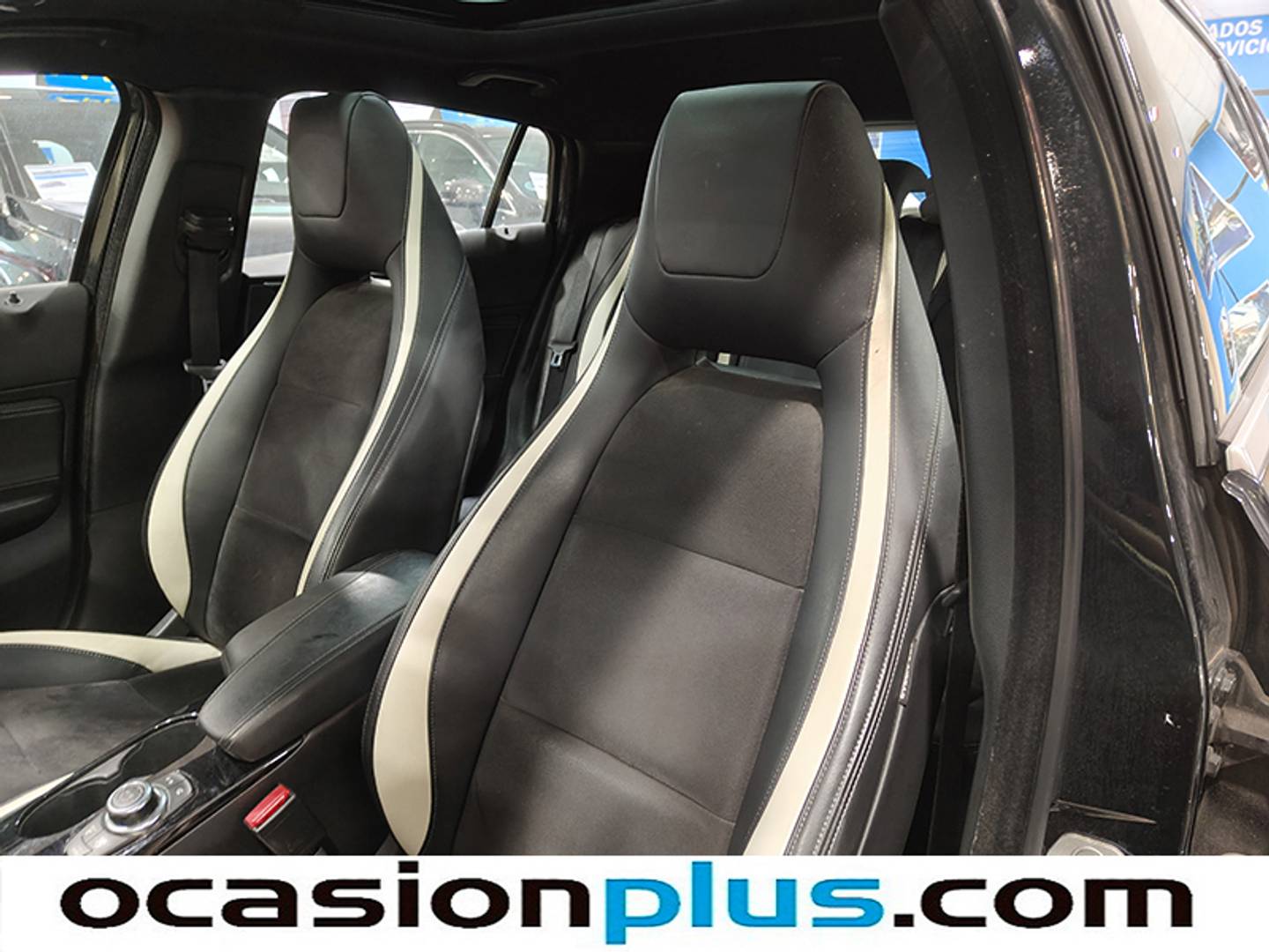 Foto Infiniti Q30 Infiniti Q30 2.2D Sport 7DCT  (170 CV)