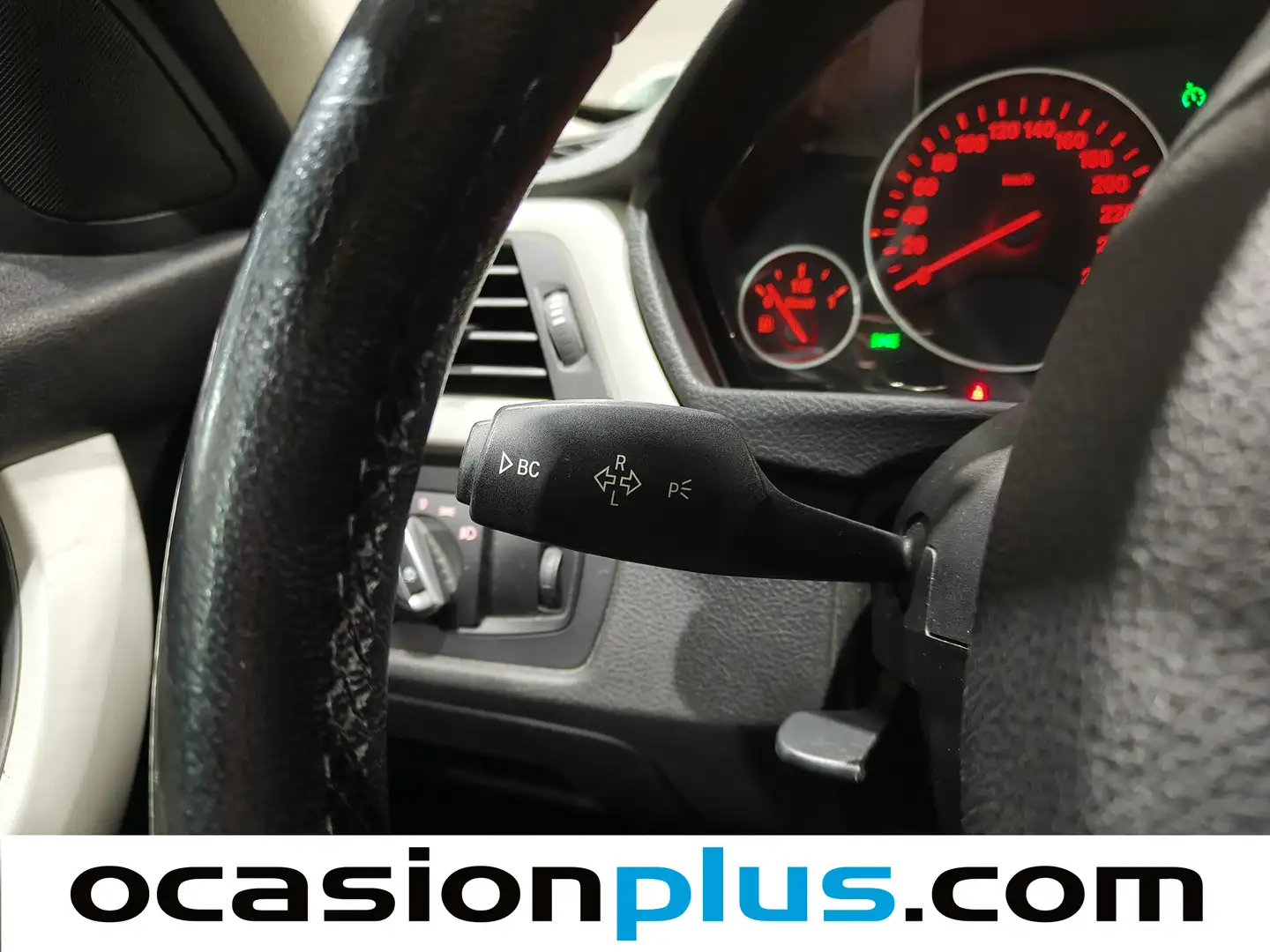 Foto BMW Serie 3 BMW Serie 3 318d Touring  (143 CV)