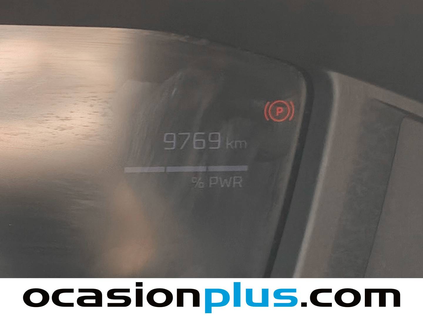 Foto Peugeot 2008 Peugeot 2008 Allure Hybrid eDCS6 (136 CV)