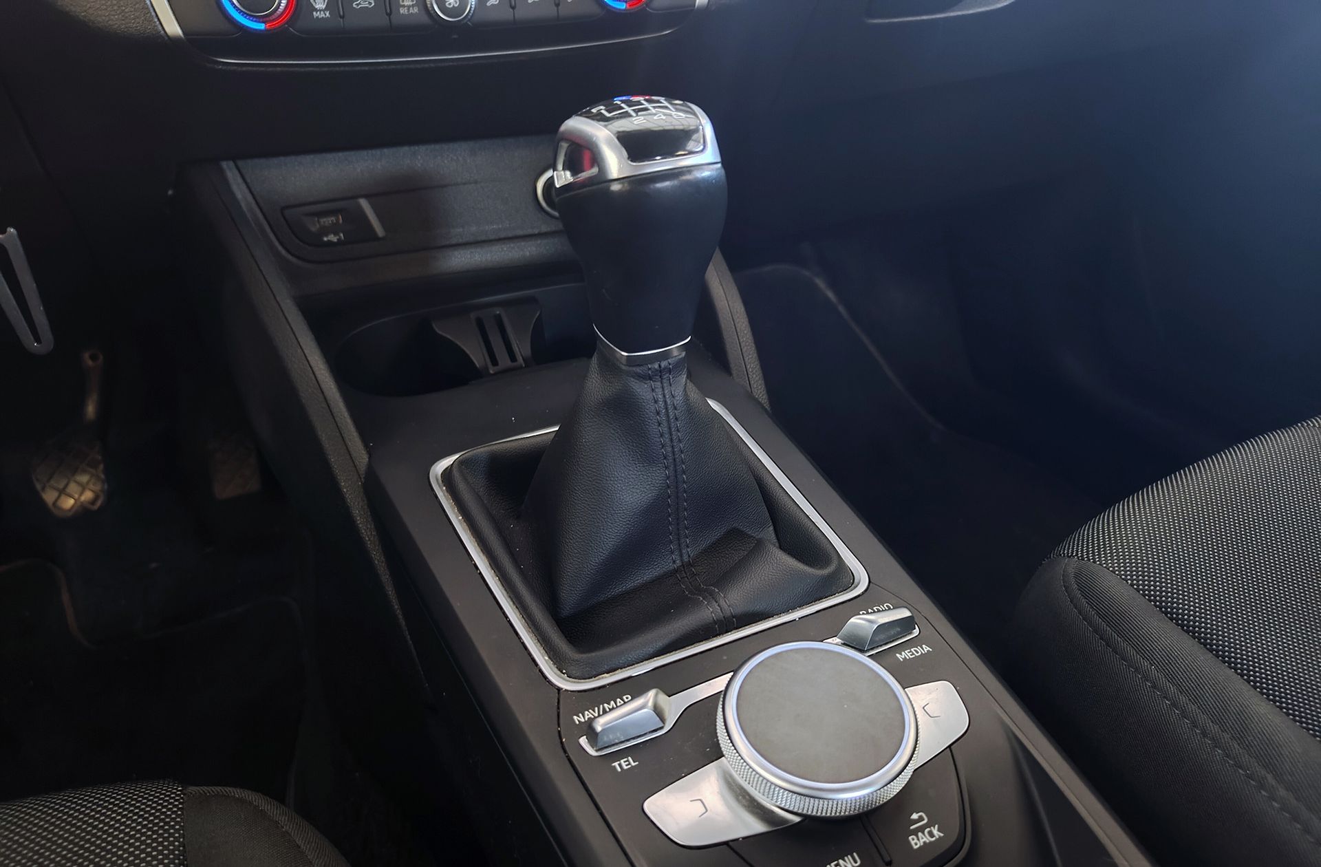 Audi Q2 Advanced 35 TFSI - foto 5