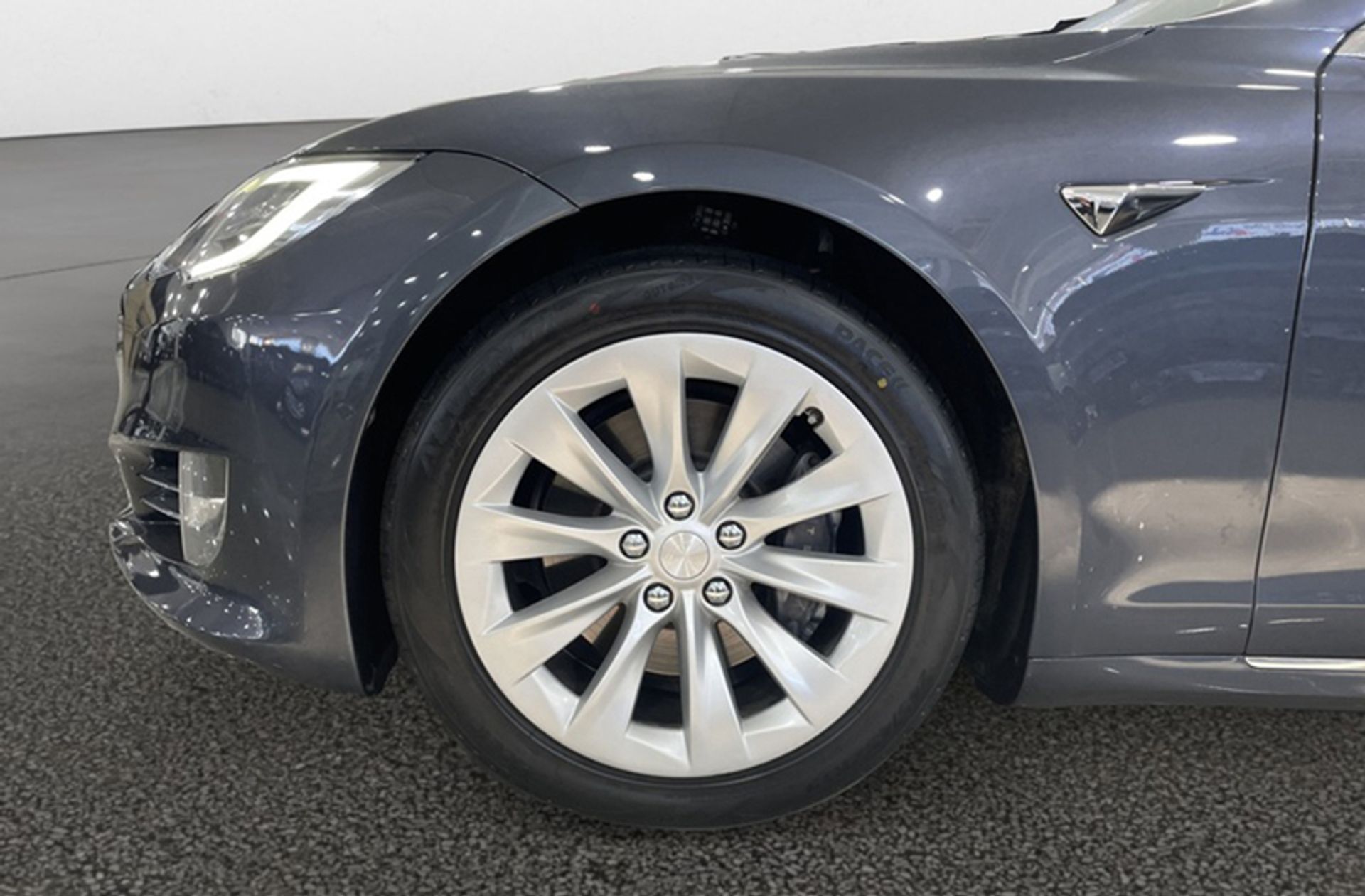 Tesla Model S 75d 4WD - foto 30