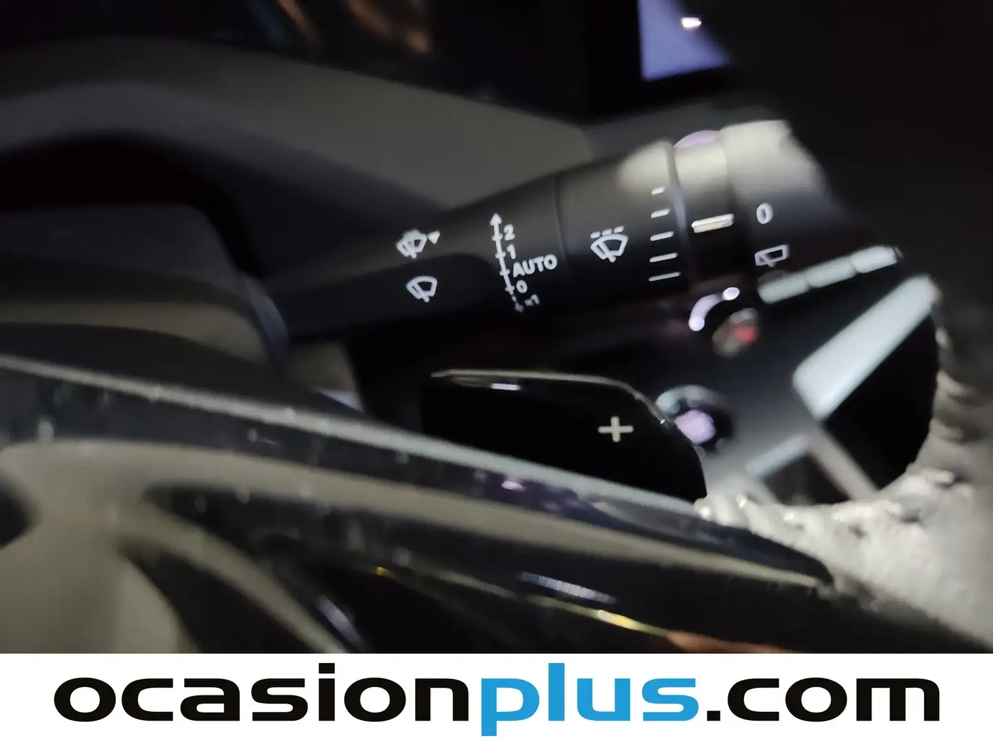 Foto Peugeot 308 Peugeot 308 Allure Hybrid eDCS6 (145 CV)