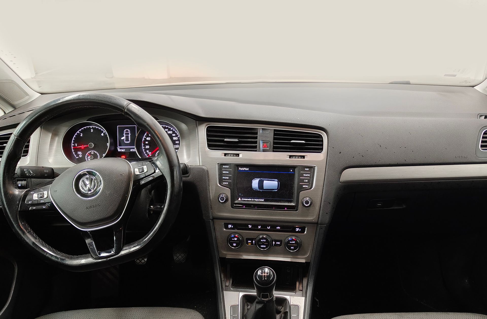 Volkswagen Golf Advance 1.6 TDI BMT - foto 6