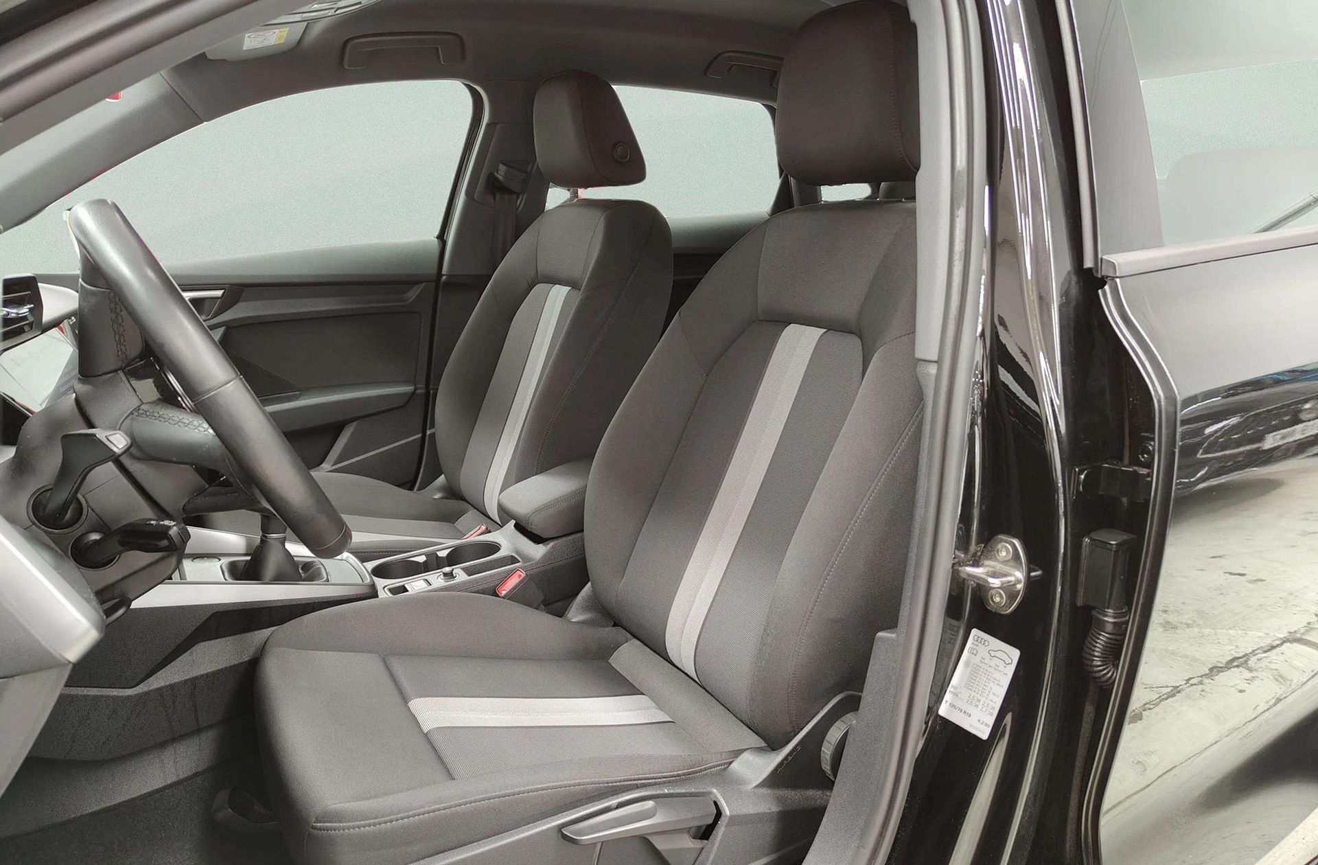 Audi A3 Sportback Advanced 30 TFSI - foto 11
