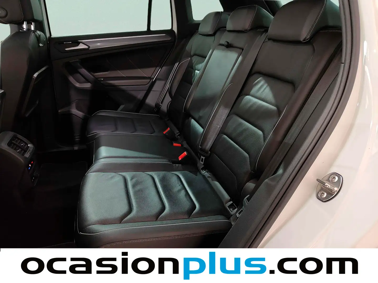 Foto Volkswagen Tiguan Volkswagen Tiguan Sport 2.0 TDI 4Motion (190 CV) DSG Pack R-Line