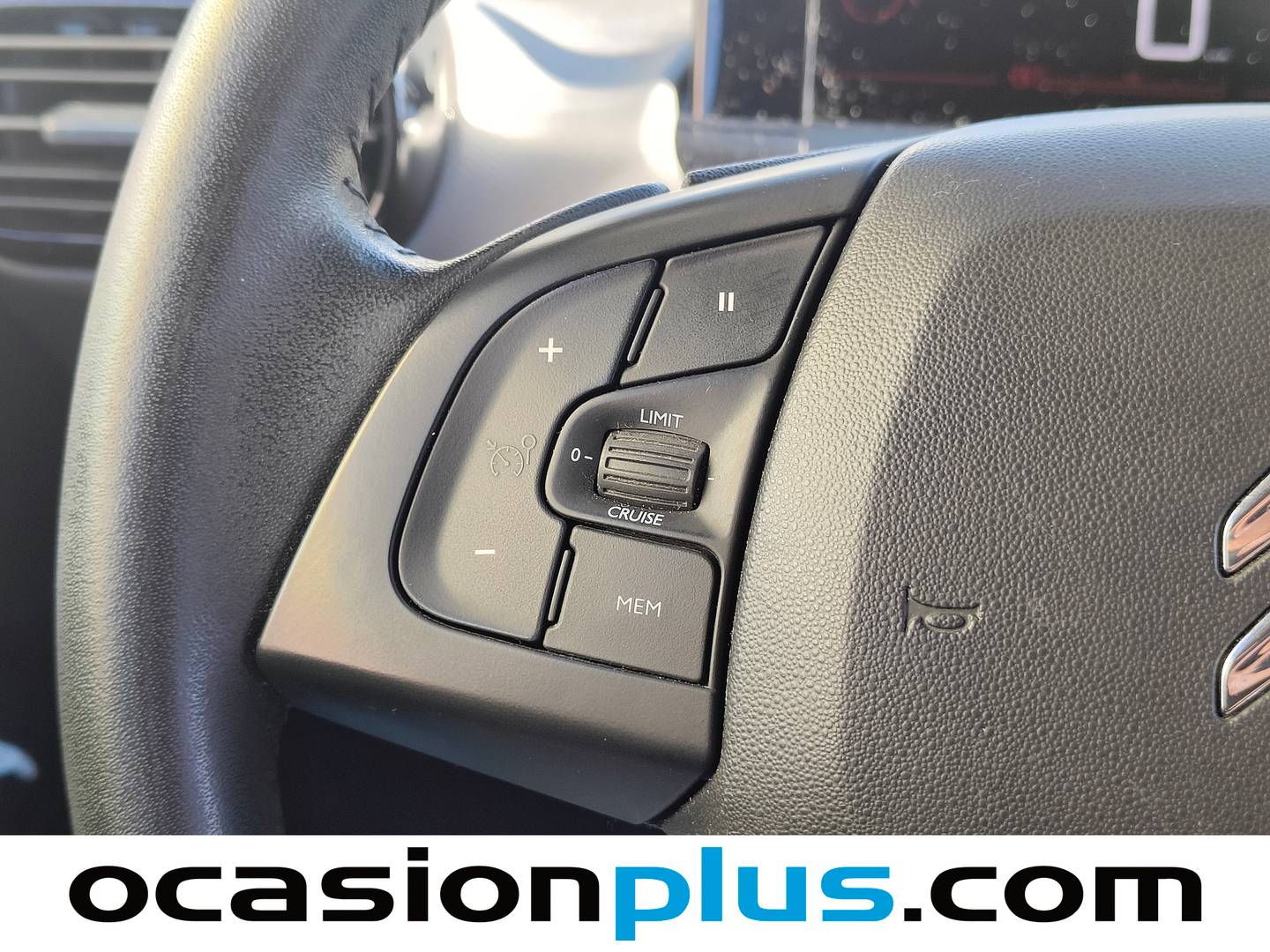 Accesorios del Citroën C4 Cactus Citroën C4 Cactus PureTech 130 S&S Shine Pack EAT6 (130 CV)