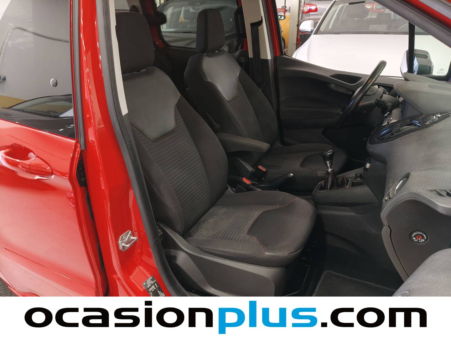 Fotos maletero Ford Tourneo Courier Ford Tourneo Courier 1.0 EcoBoost Sport (100 CV)