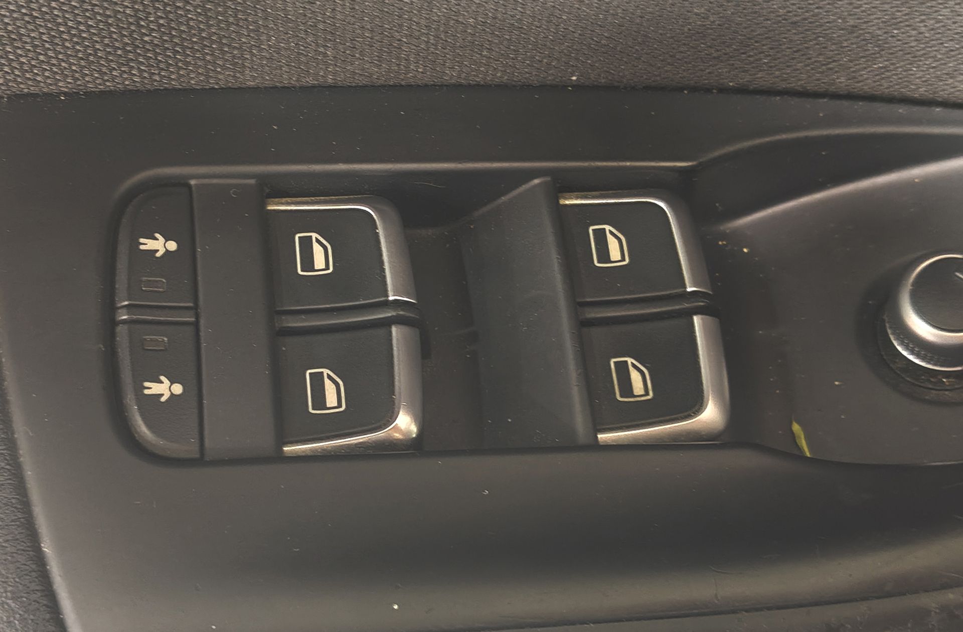 Audi Q3 Advanced 2.0 TDI - foto 30