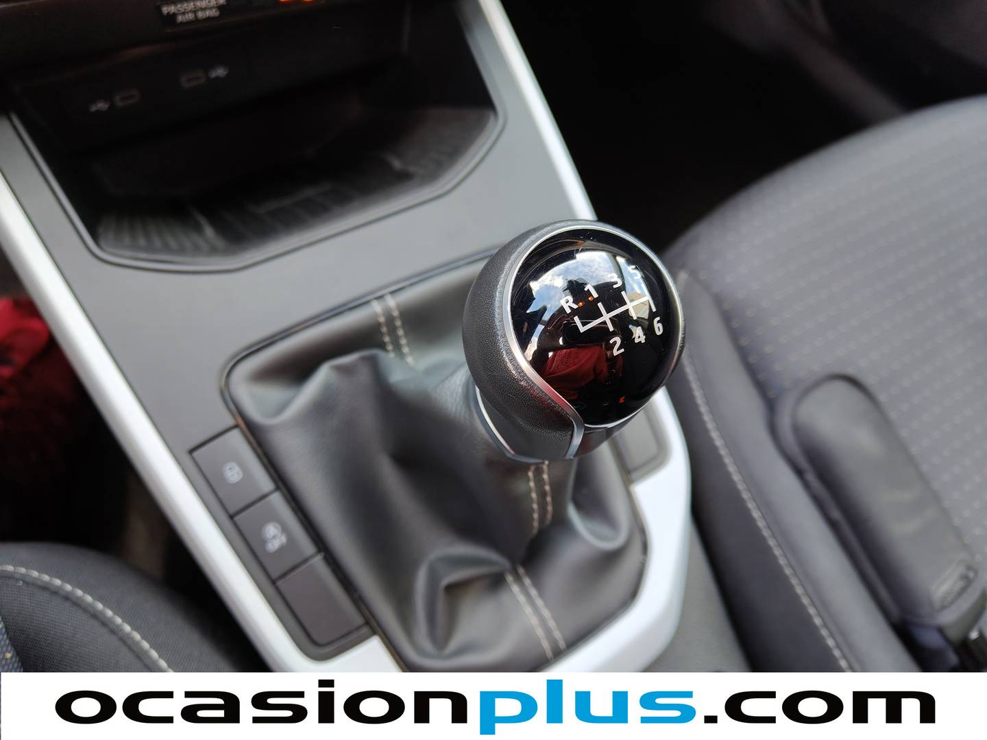 Foto Seat Arona SEAT Arona 1.0 TSI Style XL (110 CV)