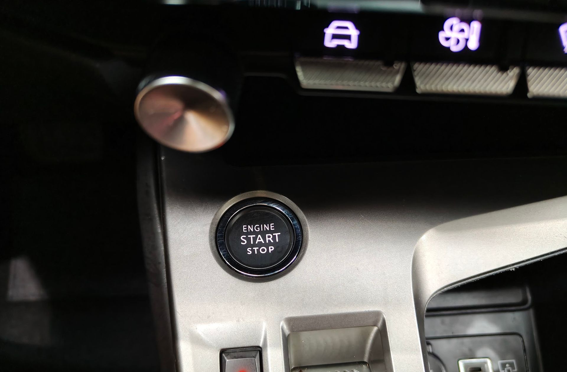 Peugeot 308 BlueHDi 130 Allure EAT8 - foto 35