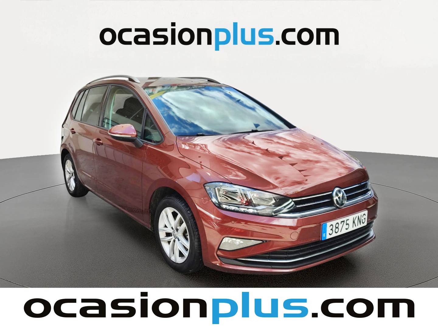 Foto delantera Volkswagen Golf Sportsvan Volkswagen Golf Sportsvan 1.0 TSI Advance (110 CV) derecha