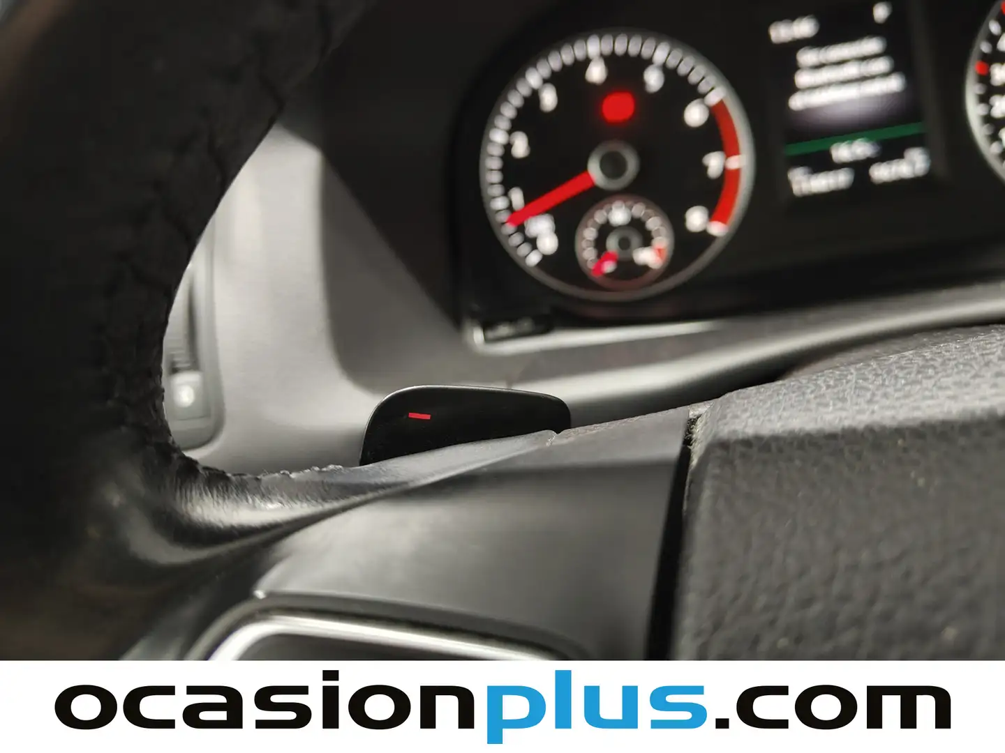 Foto Volkswagen Touran Volkswagen Touran Sport 1.4 TSI (140 CV) DSG