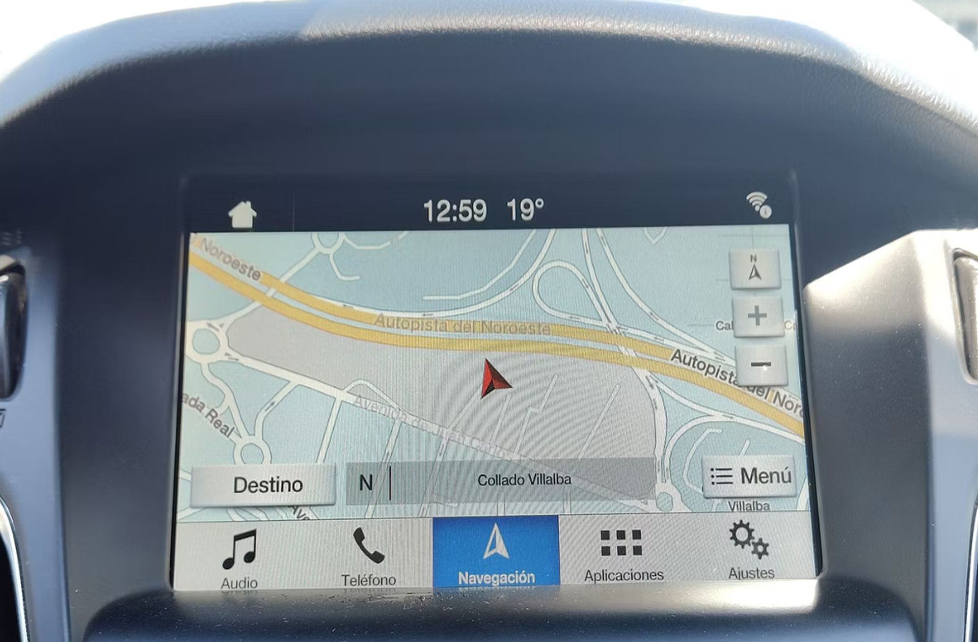 Ford Focus SportBreak 1.0 EcoBoost Business - foto 7
