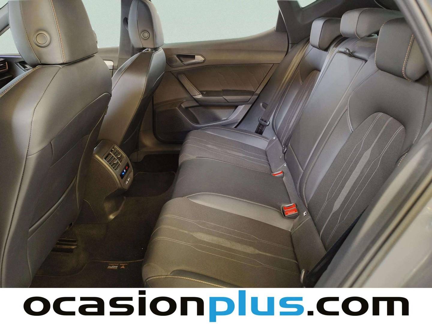 Foto asientos traseros Cupra León Cupra León 2.0 TSI DSG (190 CV)