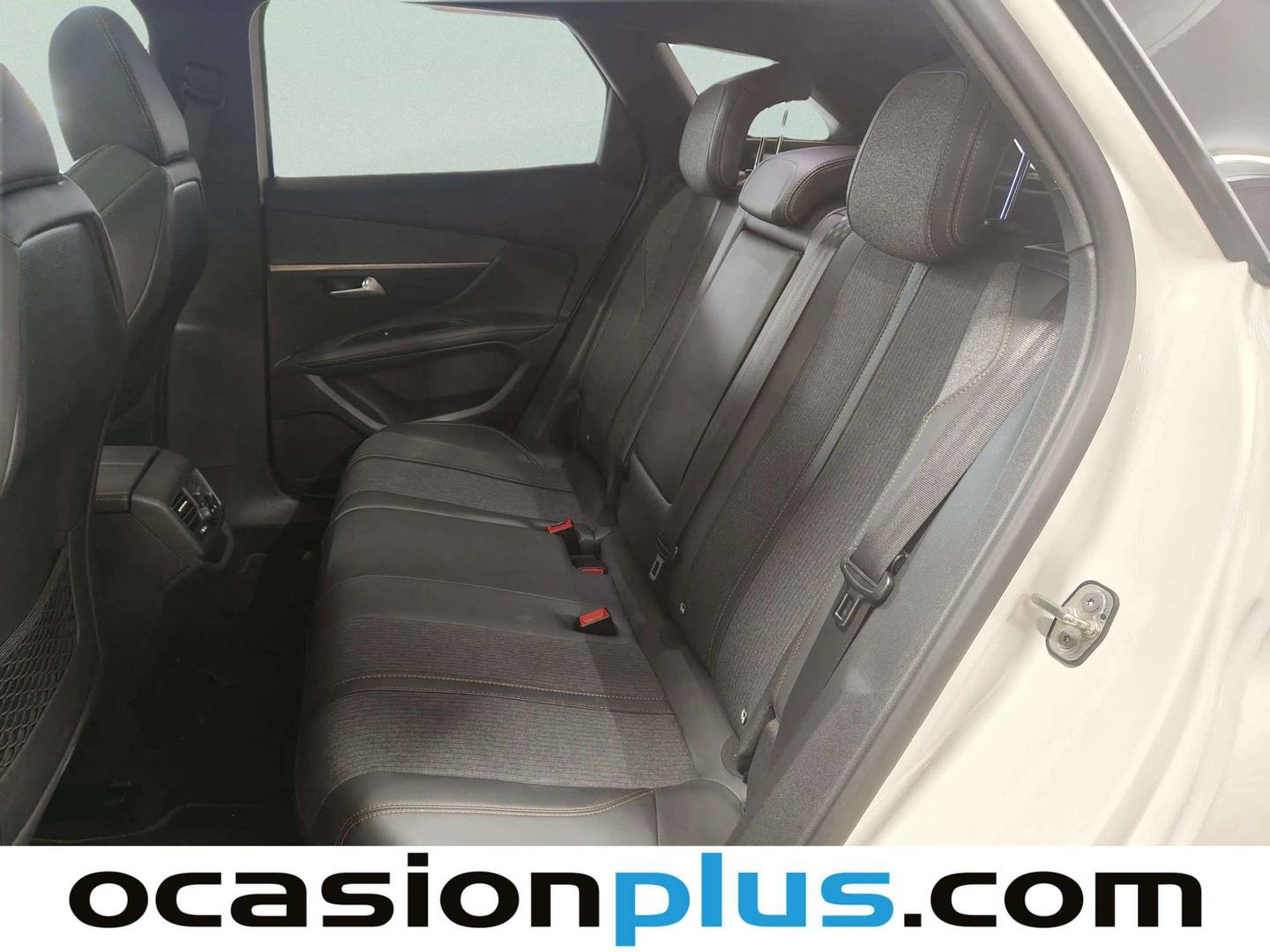 Foto Peugeot 3008 Peugeot 3008 THP 165 GT Line S&S Auto (165 CV)