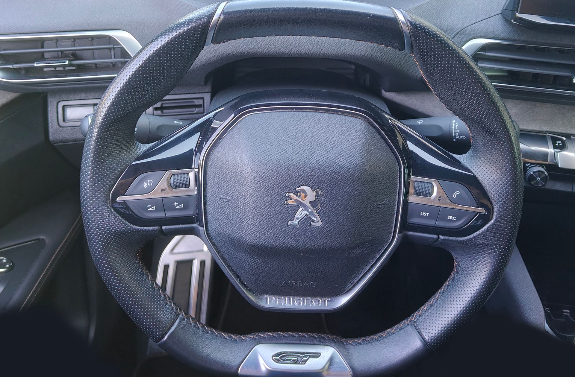 Peugeot 3008 PureTech 130 GT - foto 28