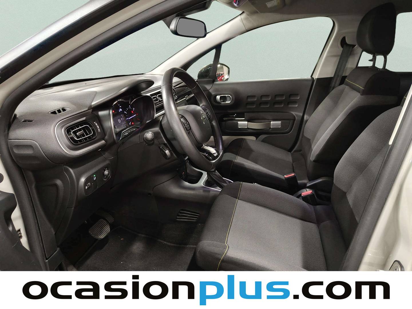Foto asientos delanteros Citroën C3 Citroën C3 PureTech 110 S&S Shine EAT6 (110 CV)