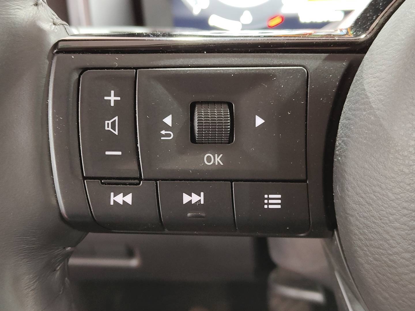 Foto Nissan QASHQAI Nissan Qashqai DIG-T 140 N-Connecta (140 CV)