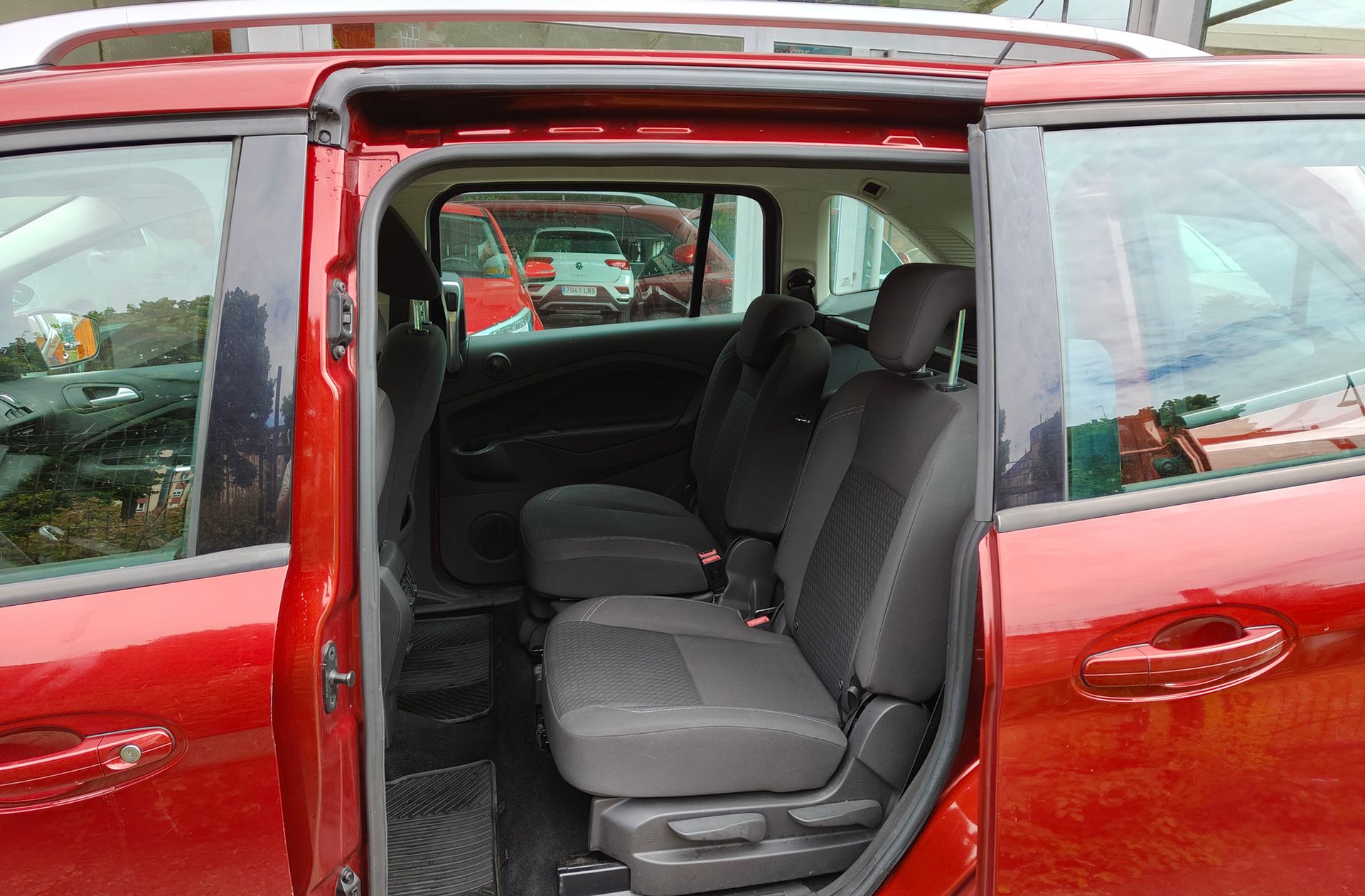 Ford Grand C-Max 1.0 EcoBoost Trend+ 7 plazas - foto 9