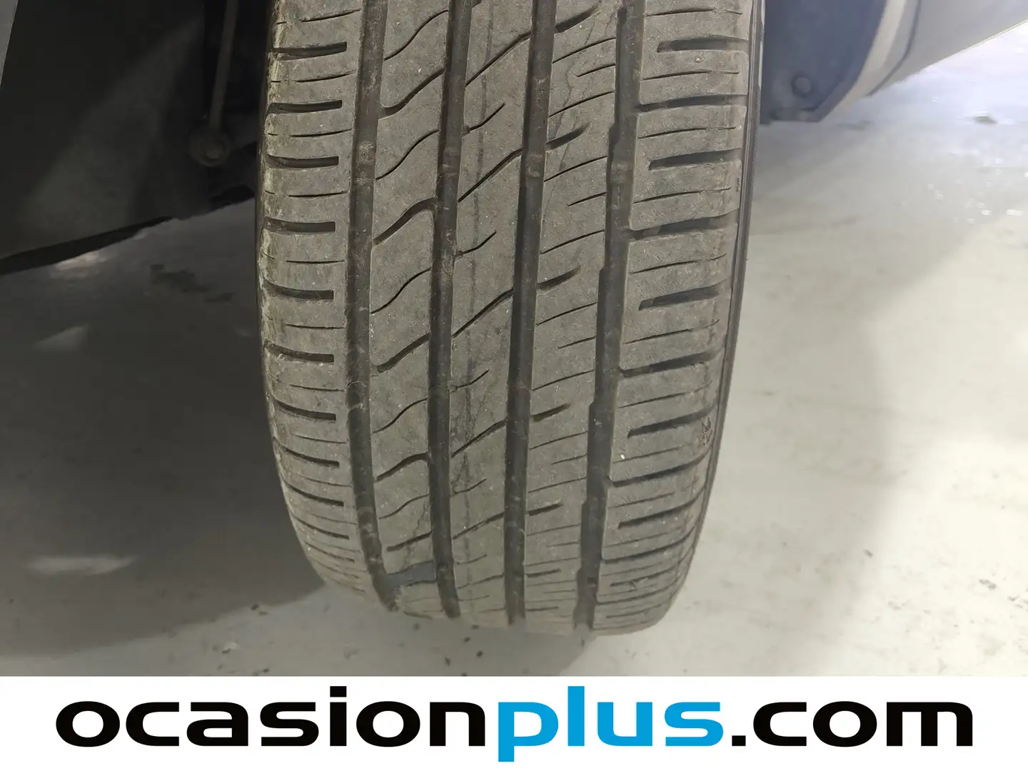 Foto Peugeot 5008 Peugeot 5008 PureTech 130 S&S Allure Pack EAT8 (130 CV)