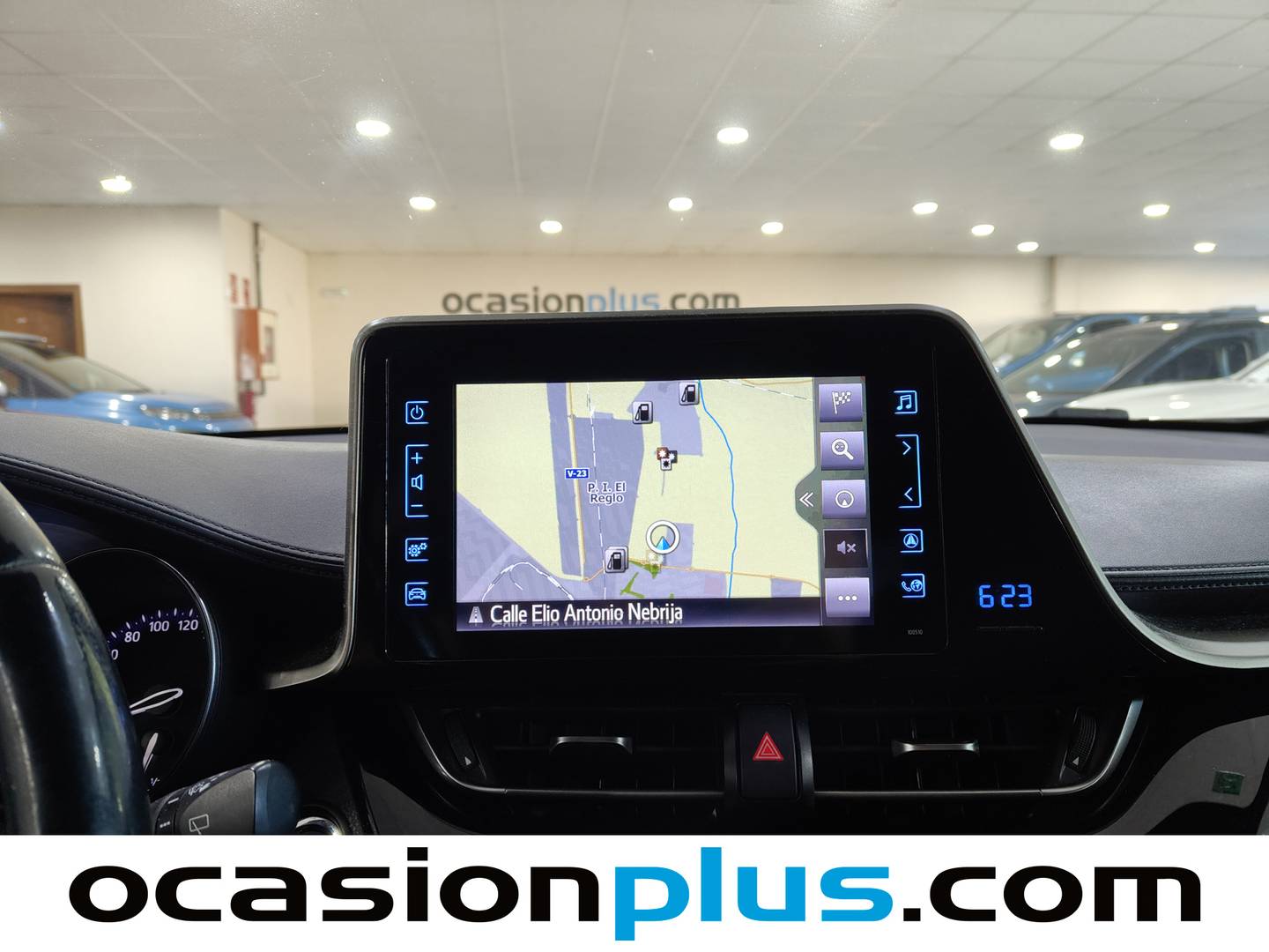 Extras y acabados del Toyota C-HR Toyota C-HR 1.8 125H Advance (122 CV)