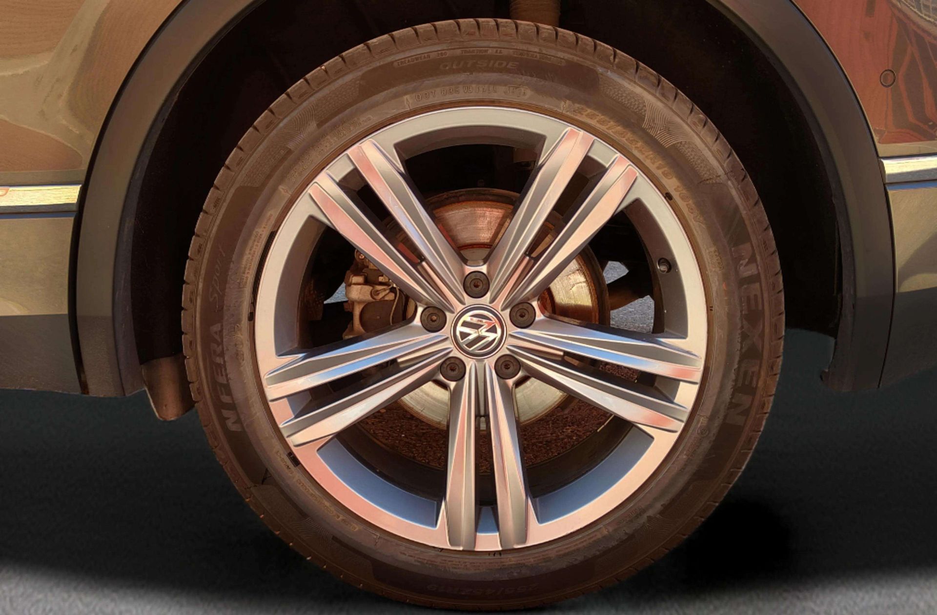 Volkswagen Tiguan Advance 1.5 TSI - foto 34