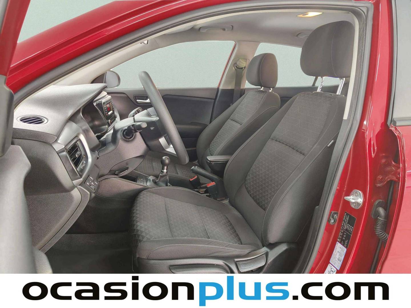 Foto asientos delanteros KIA Rio KIA Rio 1.2 CVVT Concept (84 CV)