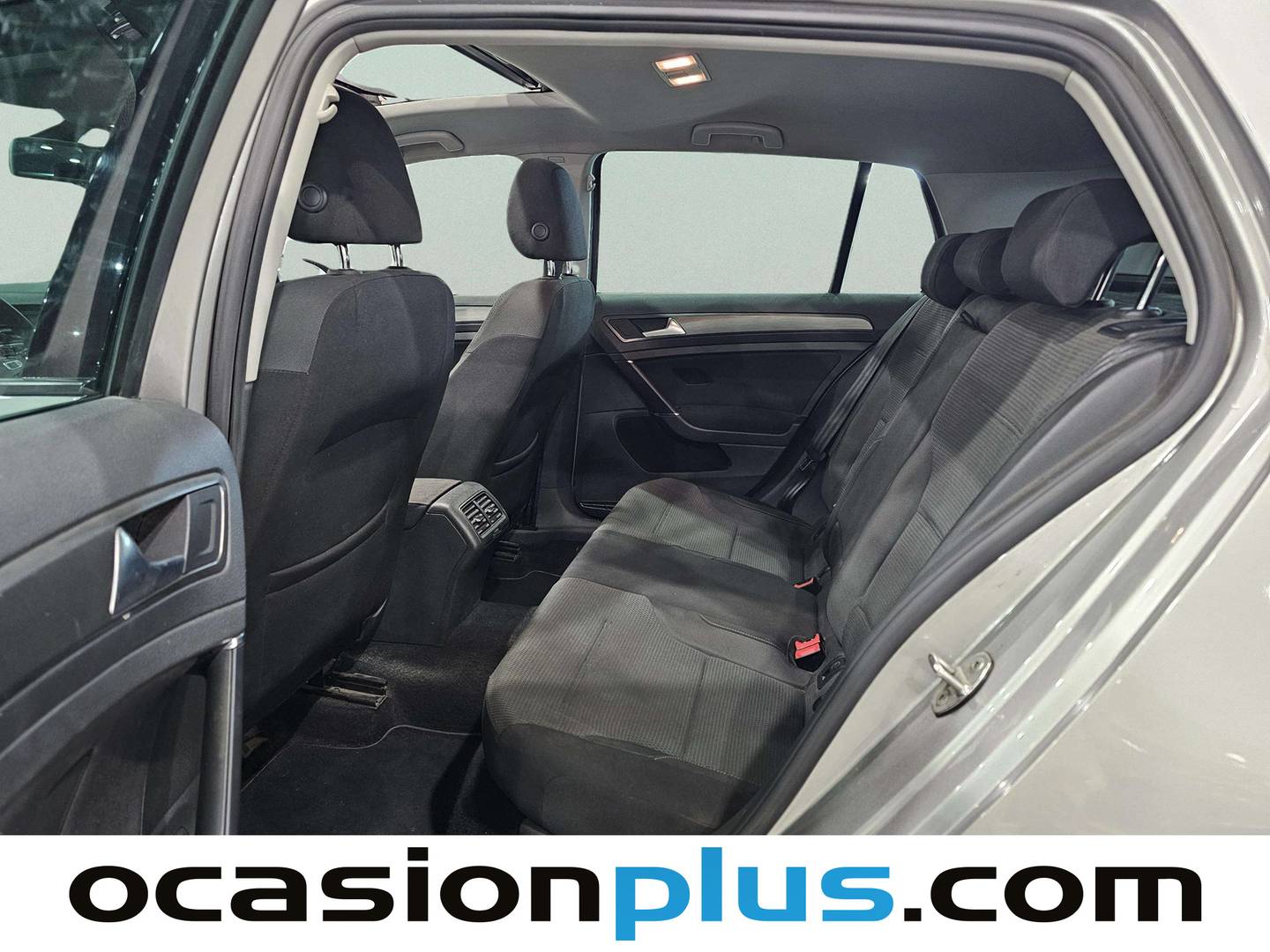 Foto asientos traseros Volkswagen Golf Volkswagen Golf Advance 1.6 TDI BMT (105 CV) DSG