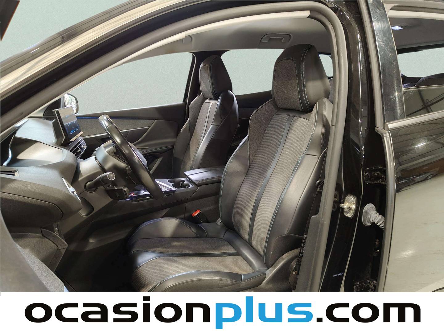 Foto Peugeot 3008 Peugeot 3008 PureTech 130 S&S Allure Pack (130 CV)