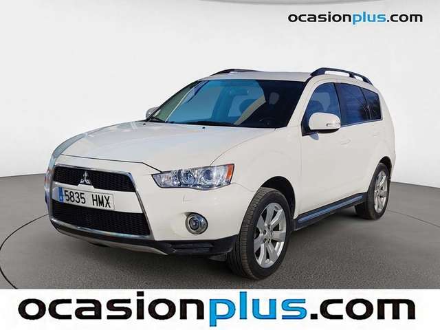 Mitsubishi Outlander 220 DI-D Motion 2WD (177 CV) 7 Plazas de segunda mano