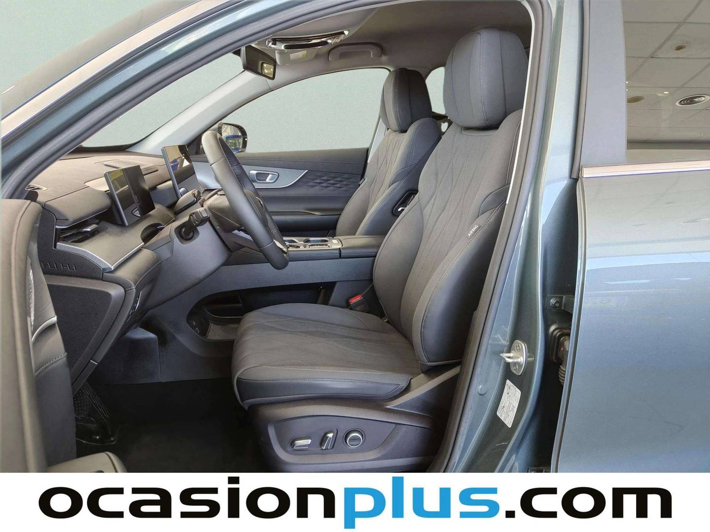 Foto asientos delanteros EBRO S800 EBRO S800 1.6 TGDI Premium DCT (147 CV) 7 Plazas
