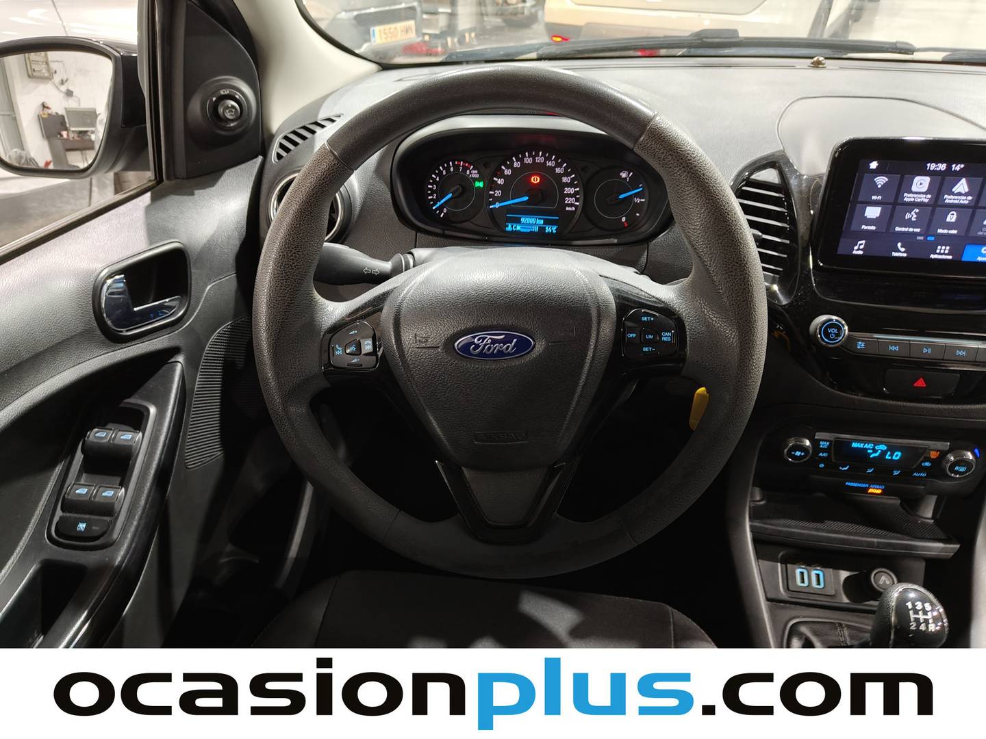 Foto Ford Ka+ Ford Ka+ 1.2 Ti-VCT White Edition (85 CV)